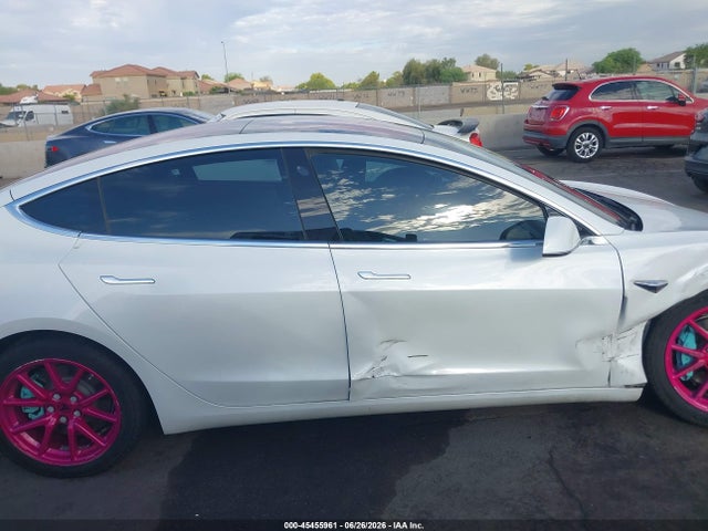 2018 Tesla MODEL 3 LONG RANGE/MID RANGE 缩略图 13