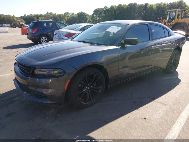 صورة 2 لـ 2017 Dodge CHARGER SE RWD