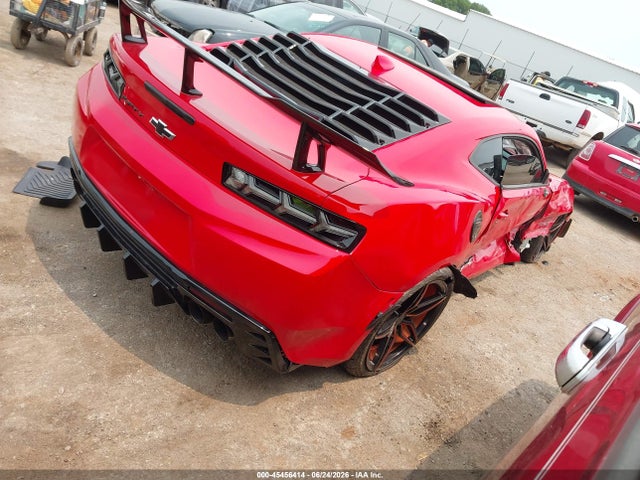 صورة 4 لـ 2017 Chevrolet CAMARO 1SS