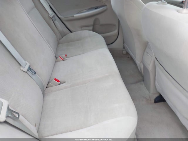 صورة 8 لـ 2012 Toyota COROLLA LE