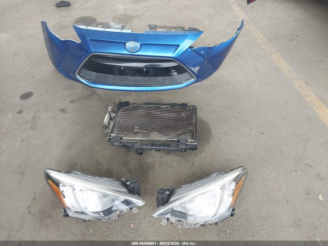 صورة مصغرة 12 لـ 2018 Toyota YARIS IA