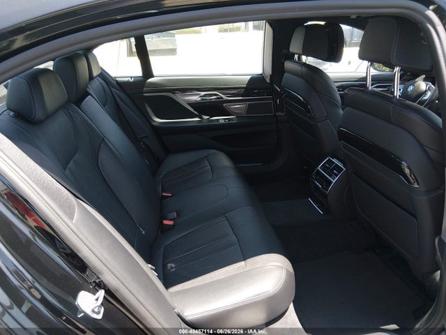 2017 BMW 740I 照片 8