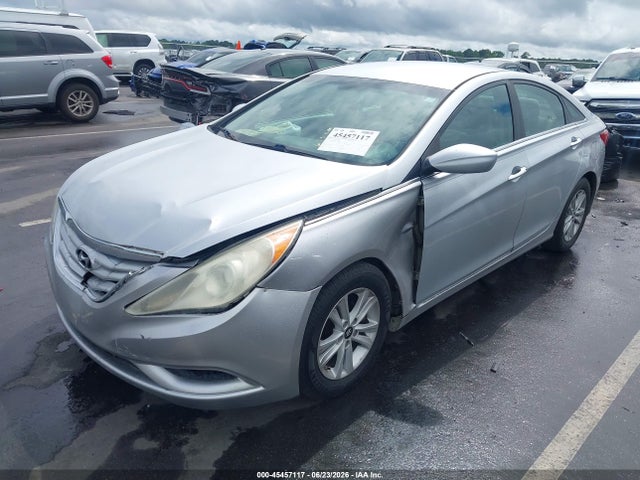 2013 Hyundai SONATA GLS — фото 2
