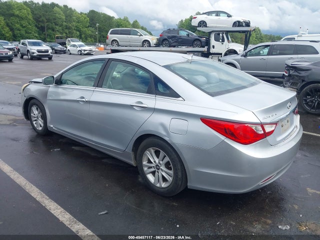 2013 Hyundai SONATA GLS — фото 3