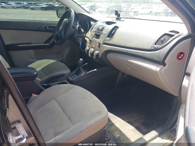 صورة 5 لـ 2011 KIA FORTE EX
