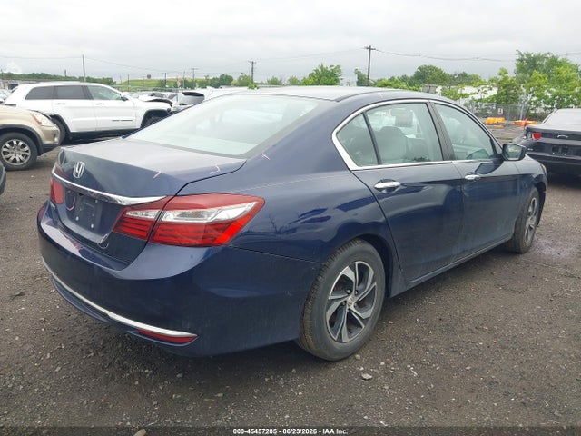2016 Honda ACCORD LX — фото 4