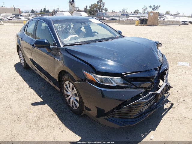 2020 TOYOTA CAMRY LE HYBRID
