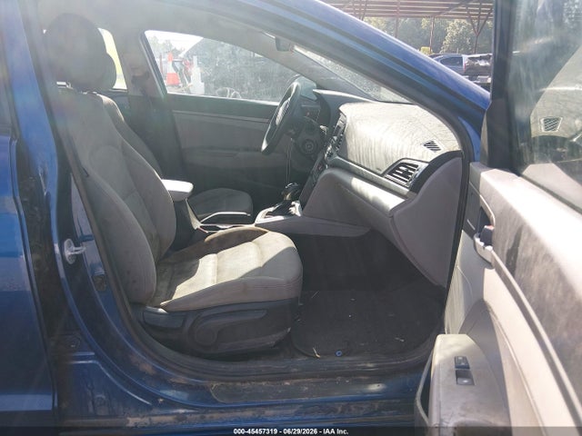 صورة 5 لـ 2017 Hyundai ELANTRA SE