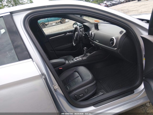 صورة مصغرة 5 لـ 2015 AUDI A3 2.0T PREMIUM