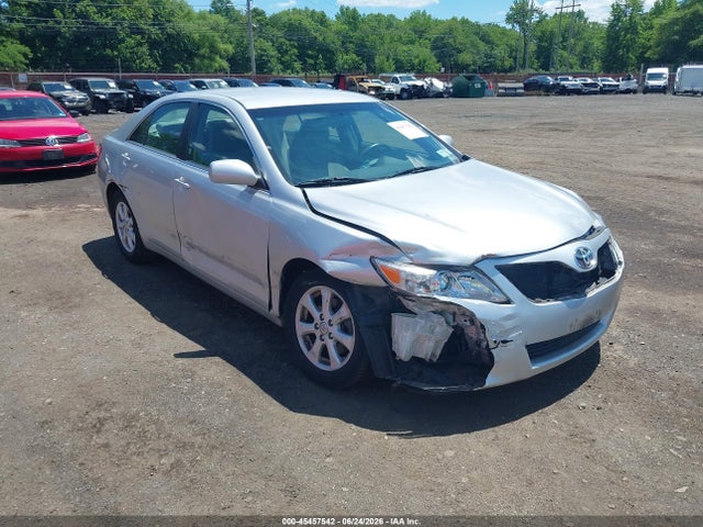 2011 Toyota CAMRY LE 缩略图 17