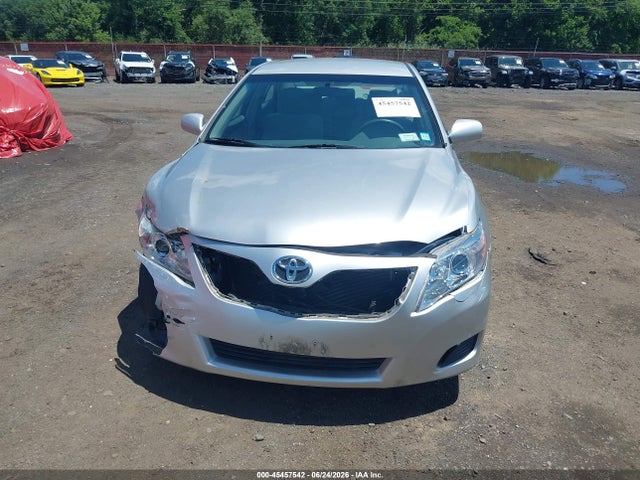 2011 Toyota CAMRY LE 照片 6