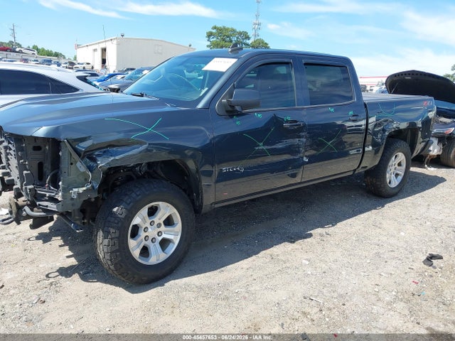 2018 Chevrolet SILVERADO 1500 LT 照片 2