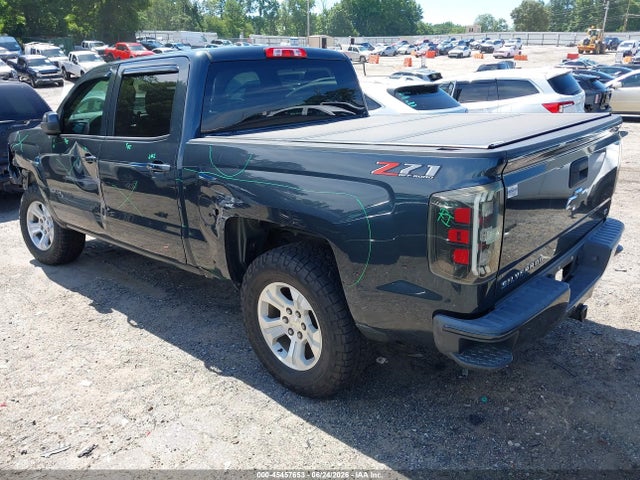 2018 Chevrolet SILVERADO 1500 LT 照片 3