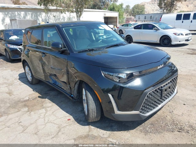 2023 KIA SOUL LX 照片 1