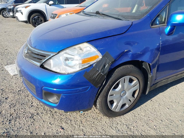 2011 Nissan VERSA 1.8S — фото 6