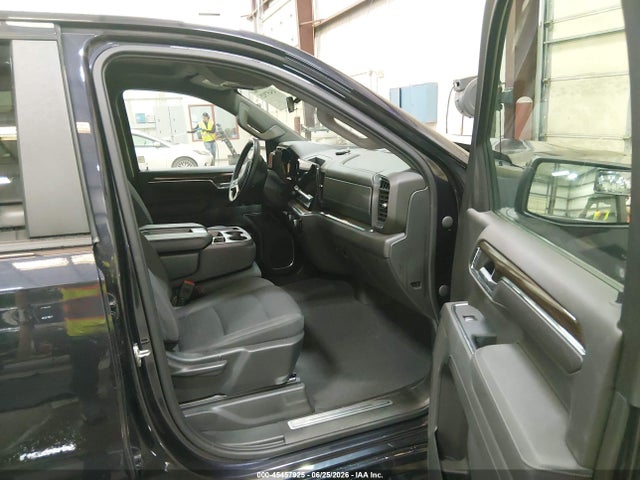 صورة 5 لـ 2023 Chevrolet SILVERADO 1500 4WD SHORT BED RST