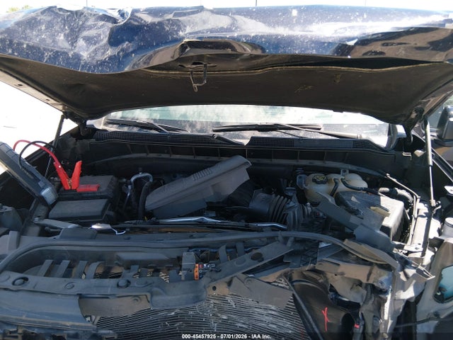 صورة 10 لـ 2023 Chevrolet SILVERADO 1500 4WD SHORT BED RST