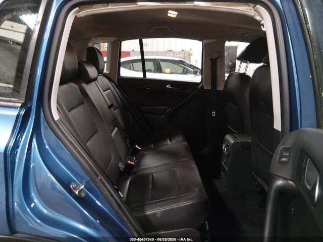 2017 VOLKSWAGEN TIGUAN 2.0T/2.0T S 8