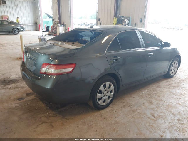 2011 Toyota CAMRY LE 照片 4