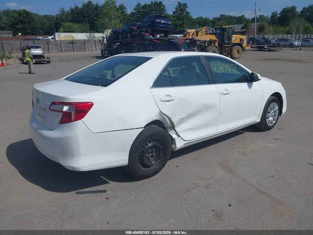 2014 Toyota CAMRY LE 照片 4