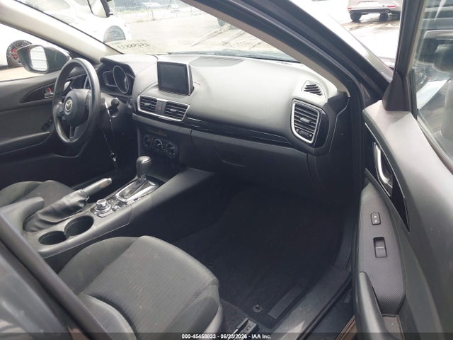 صورة 5 لـ 2015 Mazda MAZDA3 I SPORT