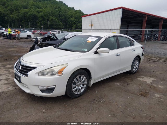 2015 Nissan ALTIMA 2.5 S — фото 2