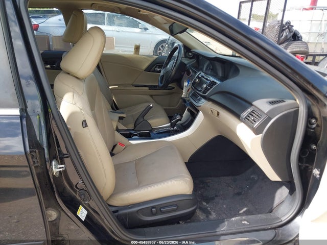 2015 Honda ACCORD EX-L photo 5