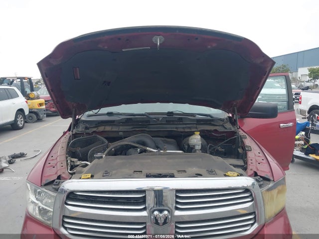 صورة 10 لـ 2015 RAM 1500 LARAMIE