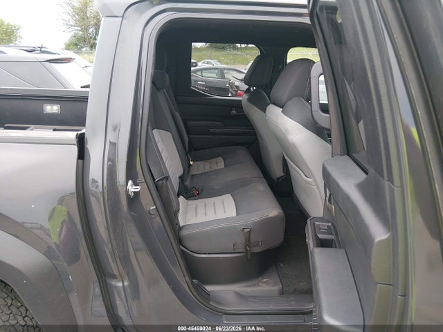 صورة 8 لـ 2025 Toyota TACOMA TRD OFF ROAD