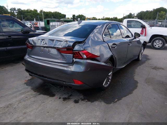 صورة 4 لـ 2014 Lexus IS 250