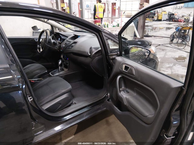 2014 FORD FIESTA SE 照片 5