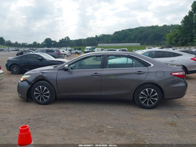 2015 Toyota CAMRY LE 缩略图 14