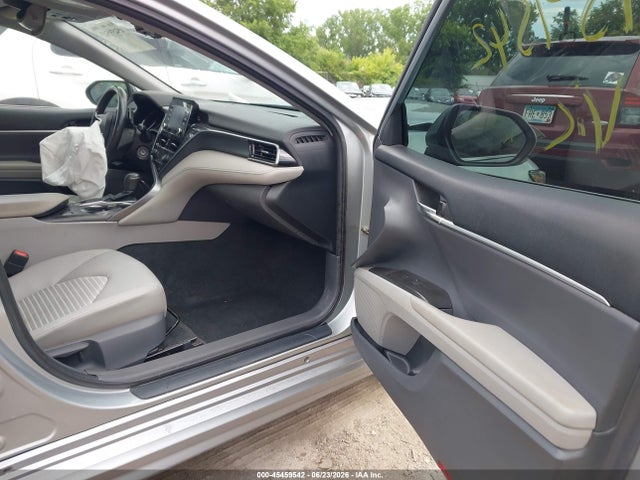 صورة 5 لـ 2021 Toyota CAMRY SE AWD