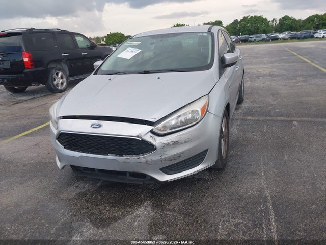 2016 FORD FOCUS SE 照片 6