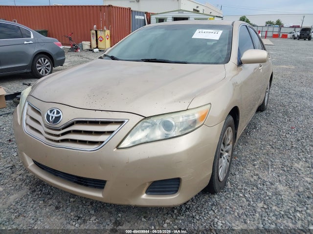 2010 Toyota CAMRY — фото 6