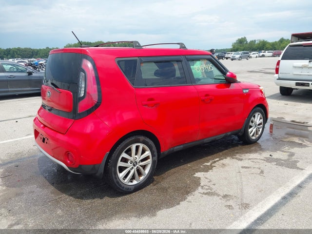2017 KIA SOUL + 照片 4