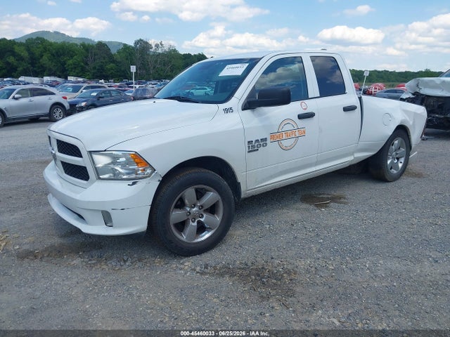 2019 RAM 1500 CLASSIC 照片 2