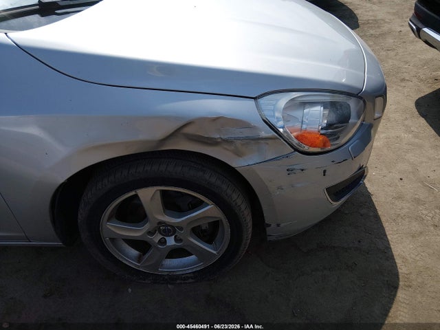 2012 Volvo S60 T5 photo 6