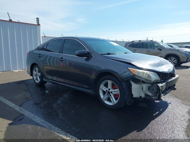 2014 TOYOTA CAMRY SE SPORT