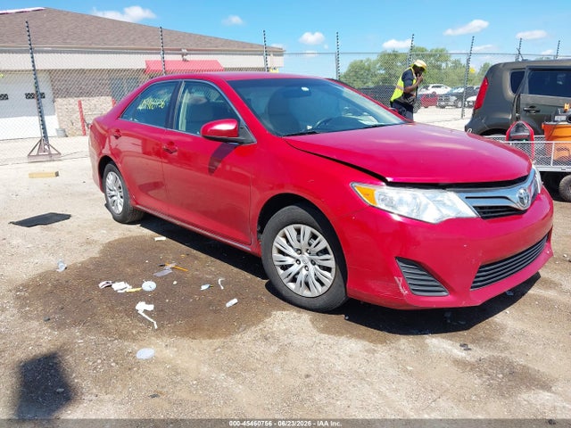 2014 TOYOTA CAMRY LE