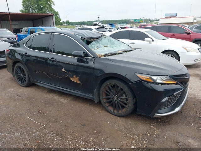 2021 TOYOTA CAMRY XSE