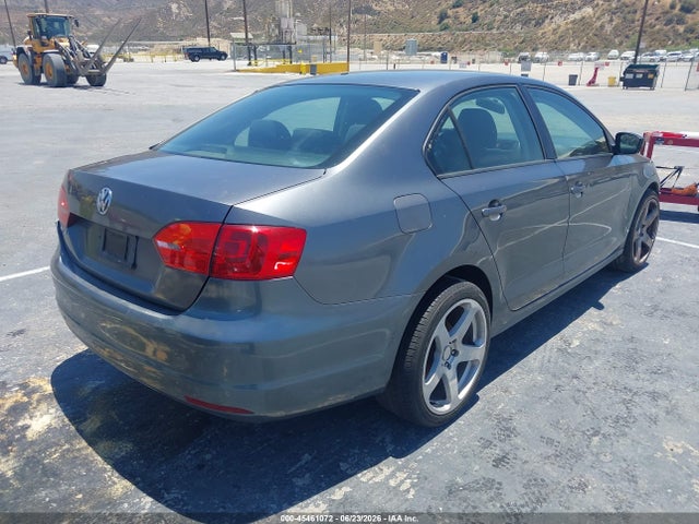 2012 Volkswagen JETTA 2.0L S — фото 4