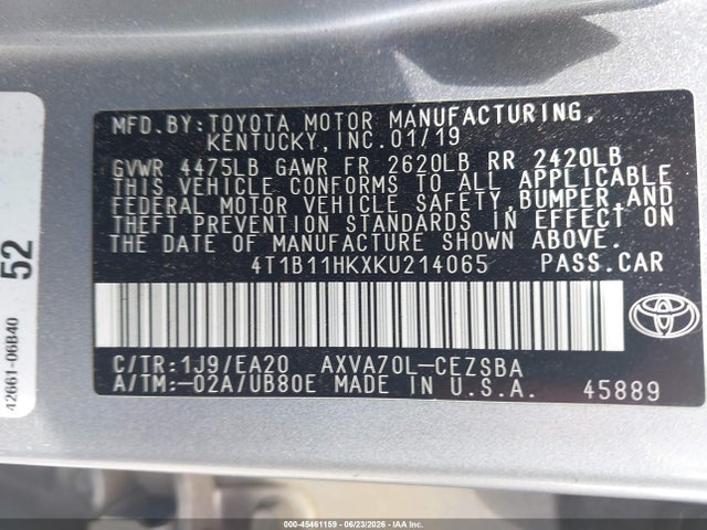 2019 Toyota CAMRY SE photo 9