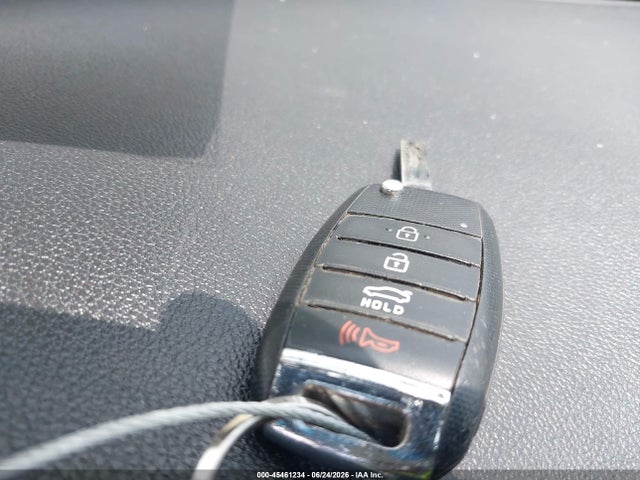 2020 KIA OPTIMA LX — миниатюра 11
