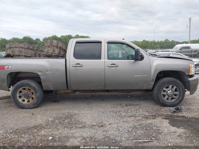 صورة مصغرة 13 لـ 2014 Chevrolet SILVERADO 2500HD LT