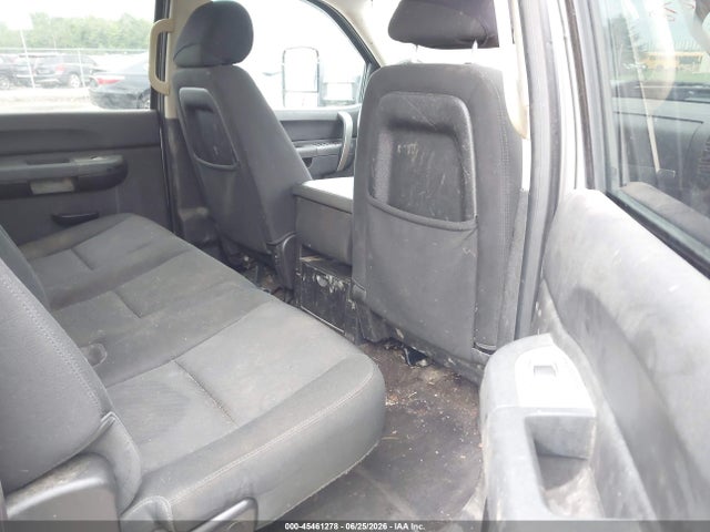 صورة 8 لـ 2014 Chevrolet SILVERADO 2500HD LT