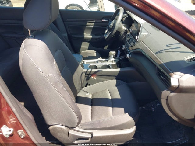صورة 5 لـ 2024 Nissan ALTIMA SV FWD
