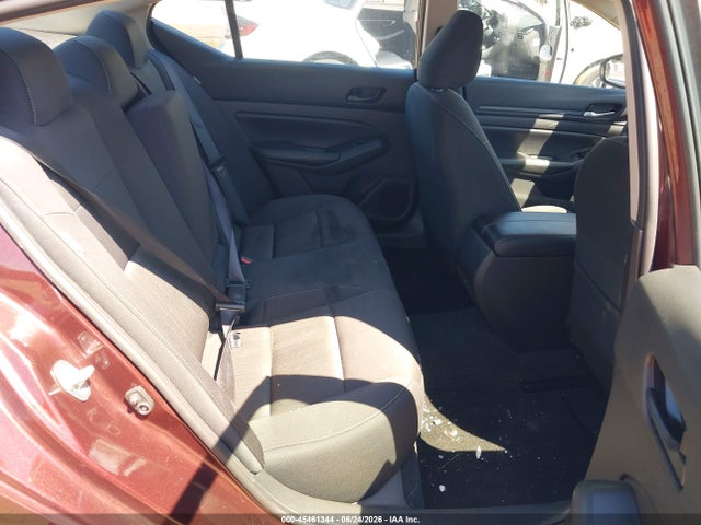 صورة 8 لـ 2024 Nissan ALTIMA SV FWD