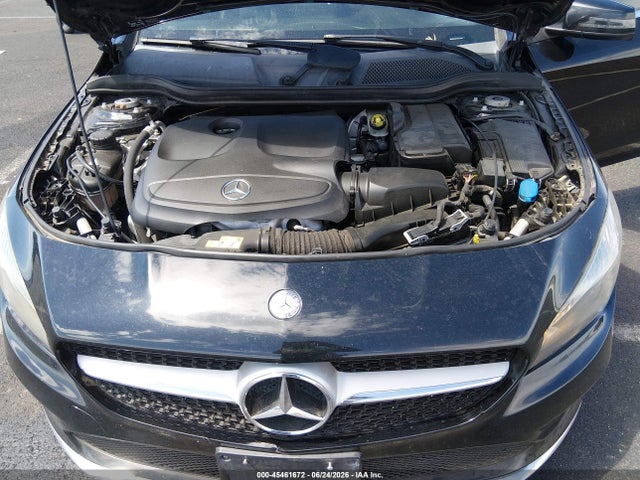 صورة 10 لـ 2017 Mercedes-BENZ CLA