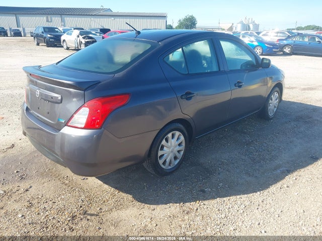 2015 Nissan VERSA 1.6 S+ — фото 4